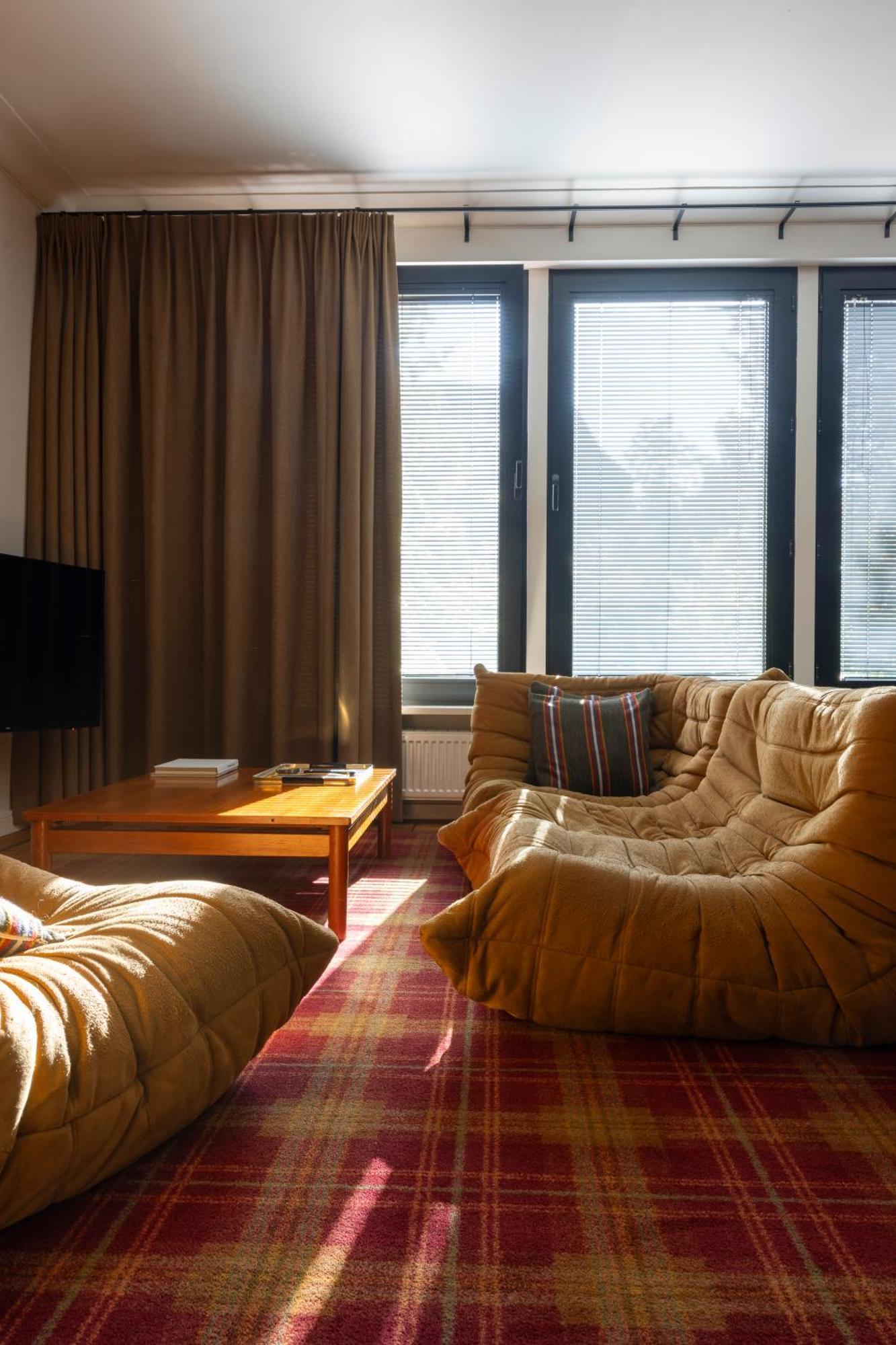 Aplace - Marvellous Flats & Apartment